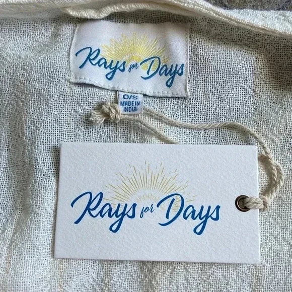 Rays for Days | Cococabana Cover up - Picture 5 of 8